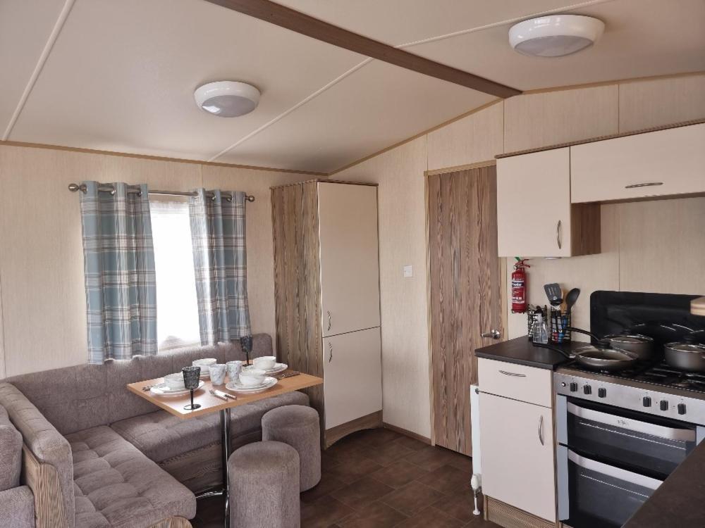 Willow-Static Caravan On Holiday Park Near Margate, Kent Otel Birchington-on-Sea Dış mekan fotoğraf